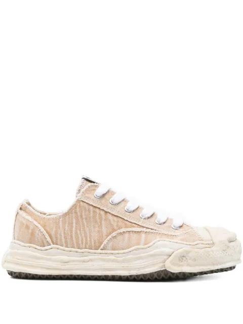 Hank low-top sneakers by MAISON MIHARA YASUHIRO