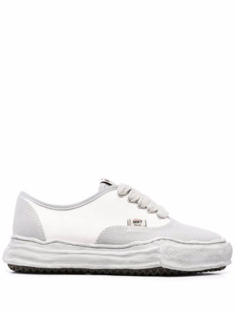 contrasting-panel design sneakers by MAISON MIHARA YASUHIRO