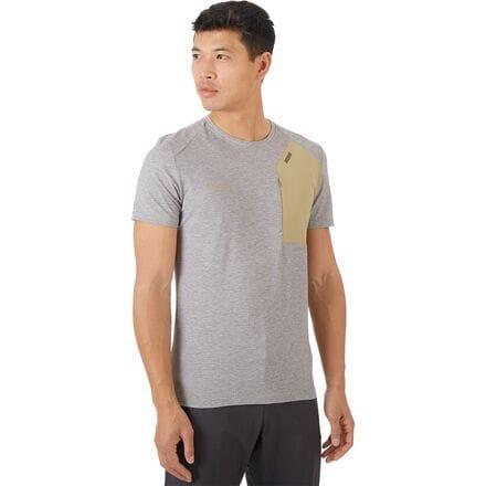 Crashiano Pocket T-Shirt by MAMMUT