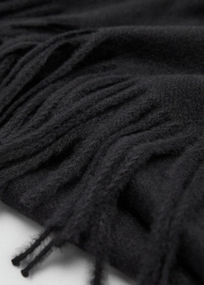 Fringed edge scarf black by MANGO