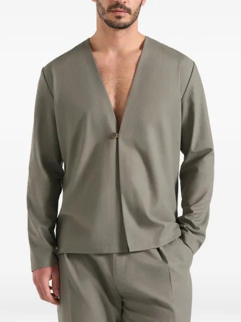 Axel in khaki minimal kimono shirt by MANIERE DE VOIR