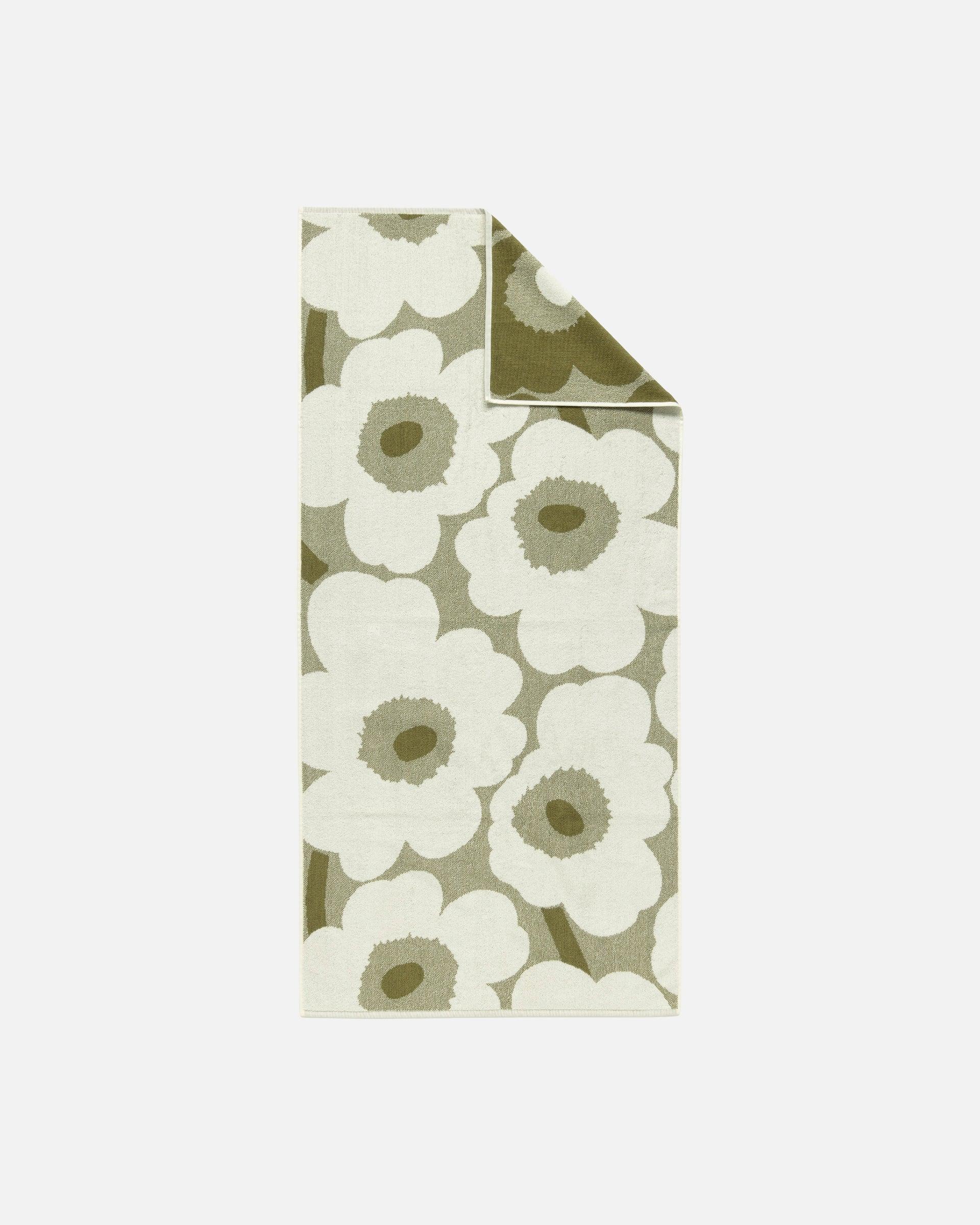 Unikko Bath Towel 70X150cm by MARIMEKKO