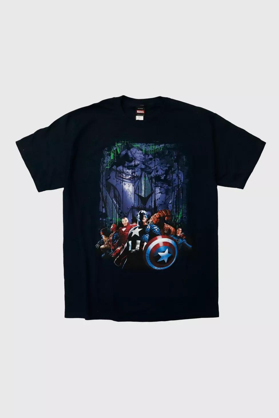 Vintage 2011 Marvel Mad Engine Superheroes Graphic T-Shirt 001 by MARVEL