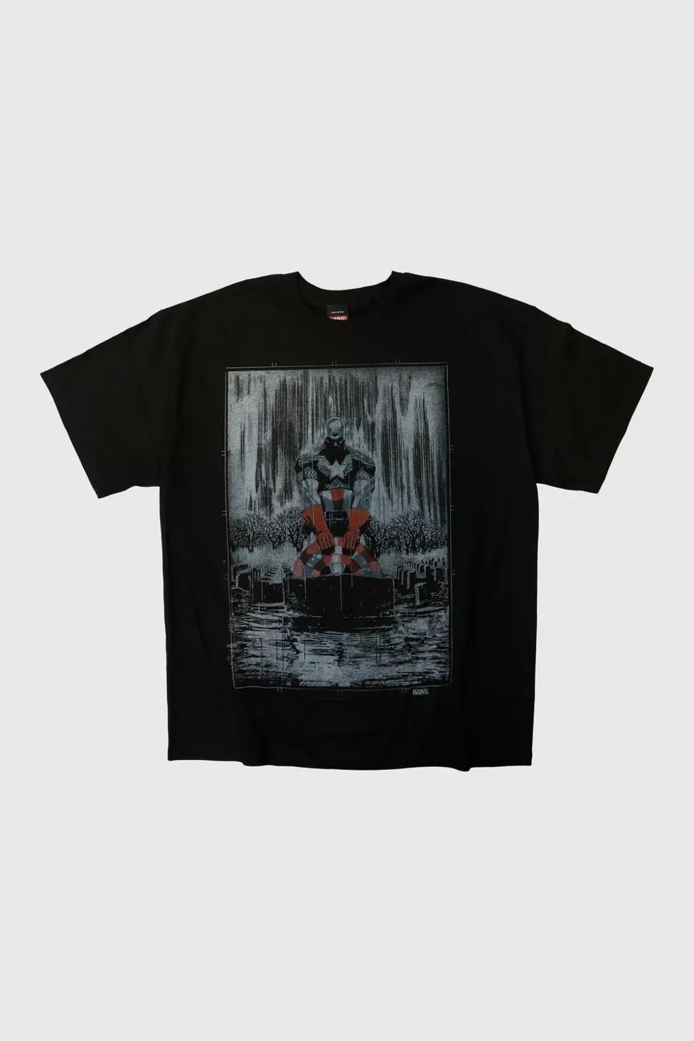 Vintage 2012 Marvel Mad Engine Captain America Graphic T-Shirt 001 by MARVEL