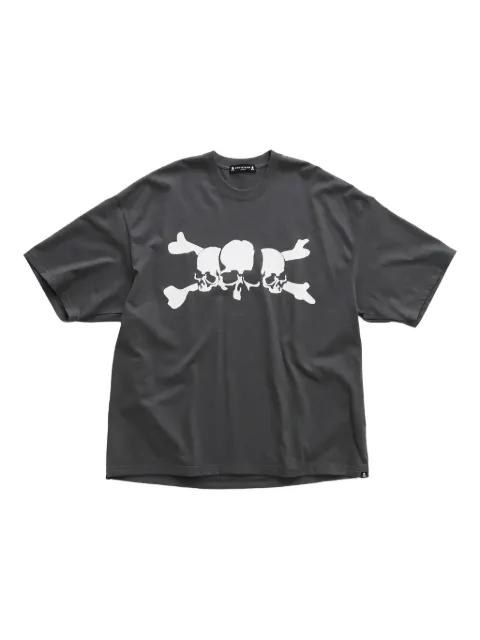 skull-print T-shirt by MASTERMIND