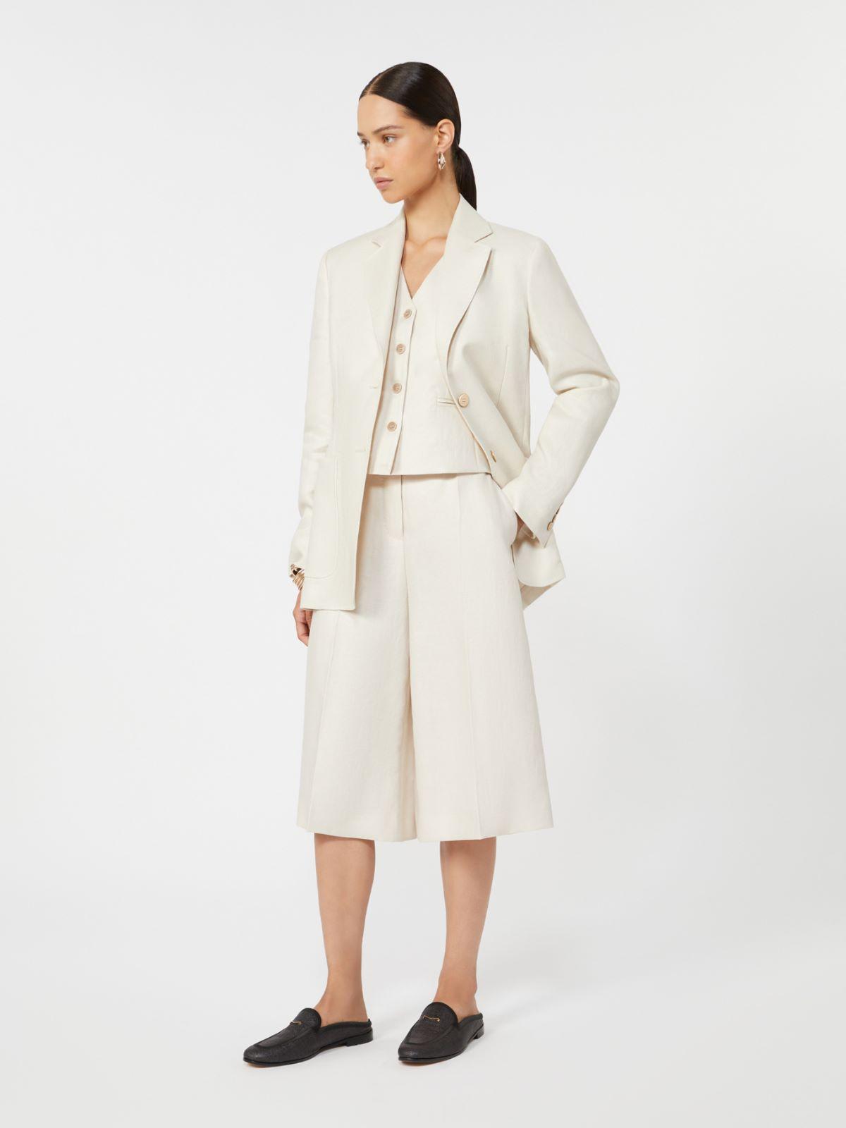 Linen and cable-knit gilet by MAX MARA