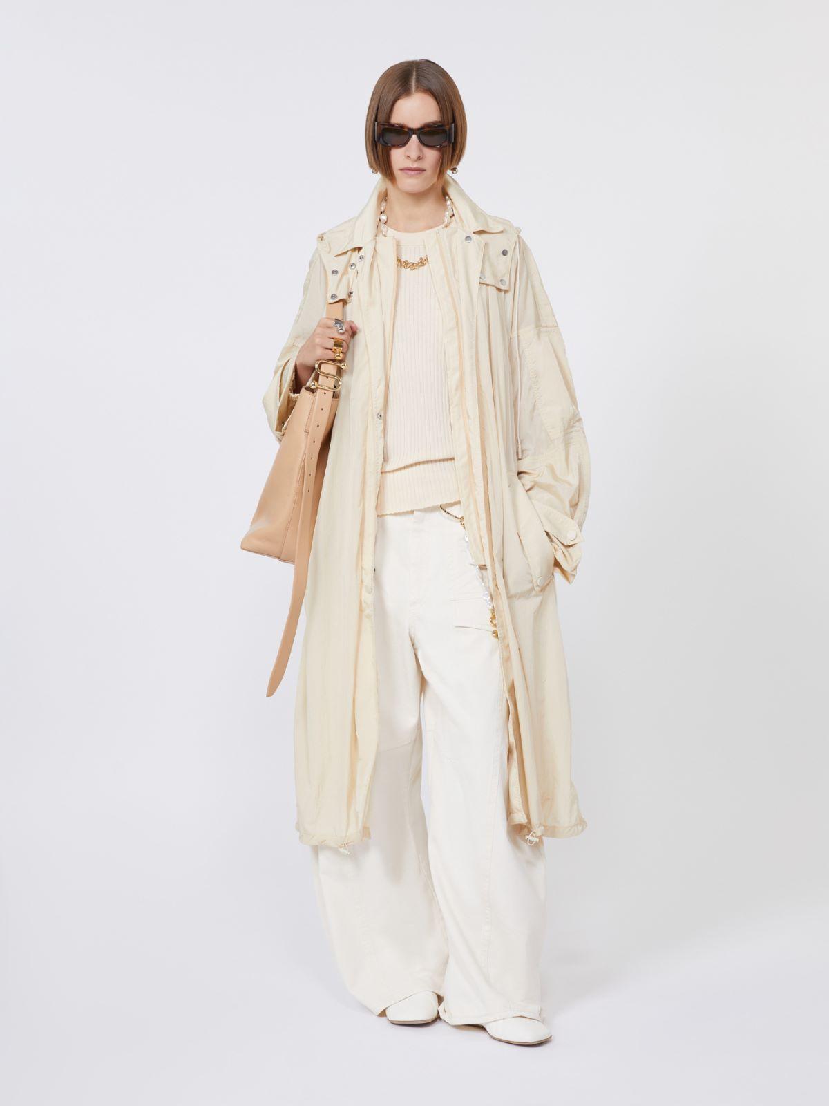 Long taffeta raincoat by MAX MARA