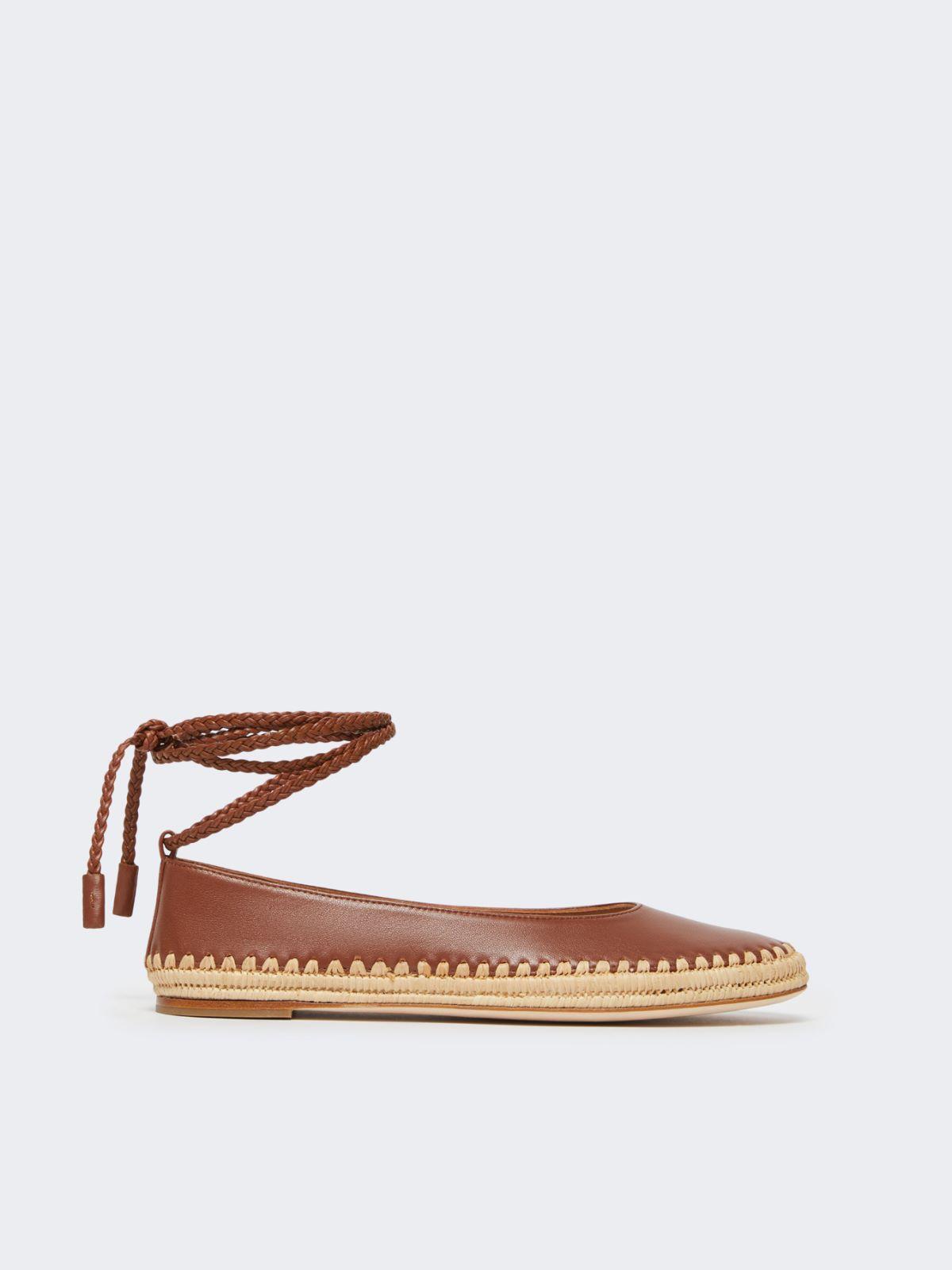 Nappa and raffia ballerinas by MAX MARA