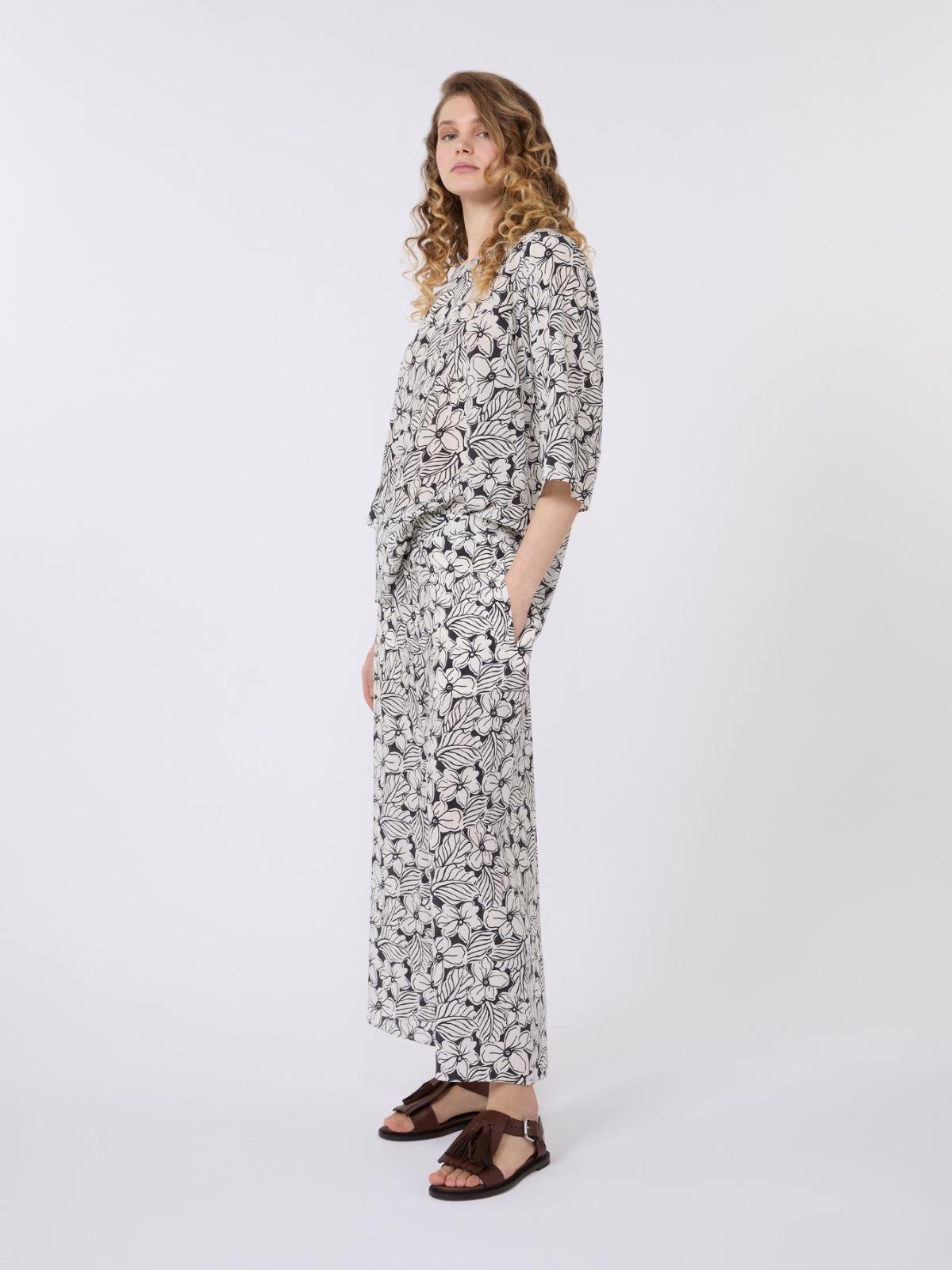 Printed silk crêpe de Chine blouse by MAX MARA