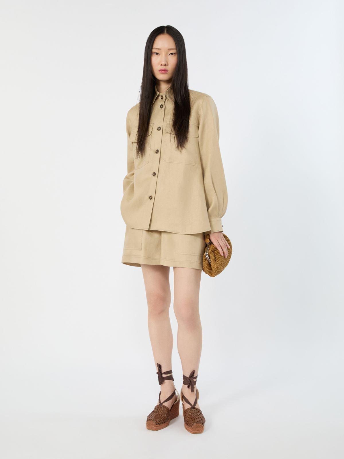 Short in pure linen by MAX MARA