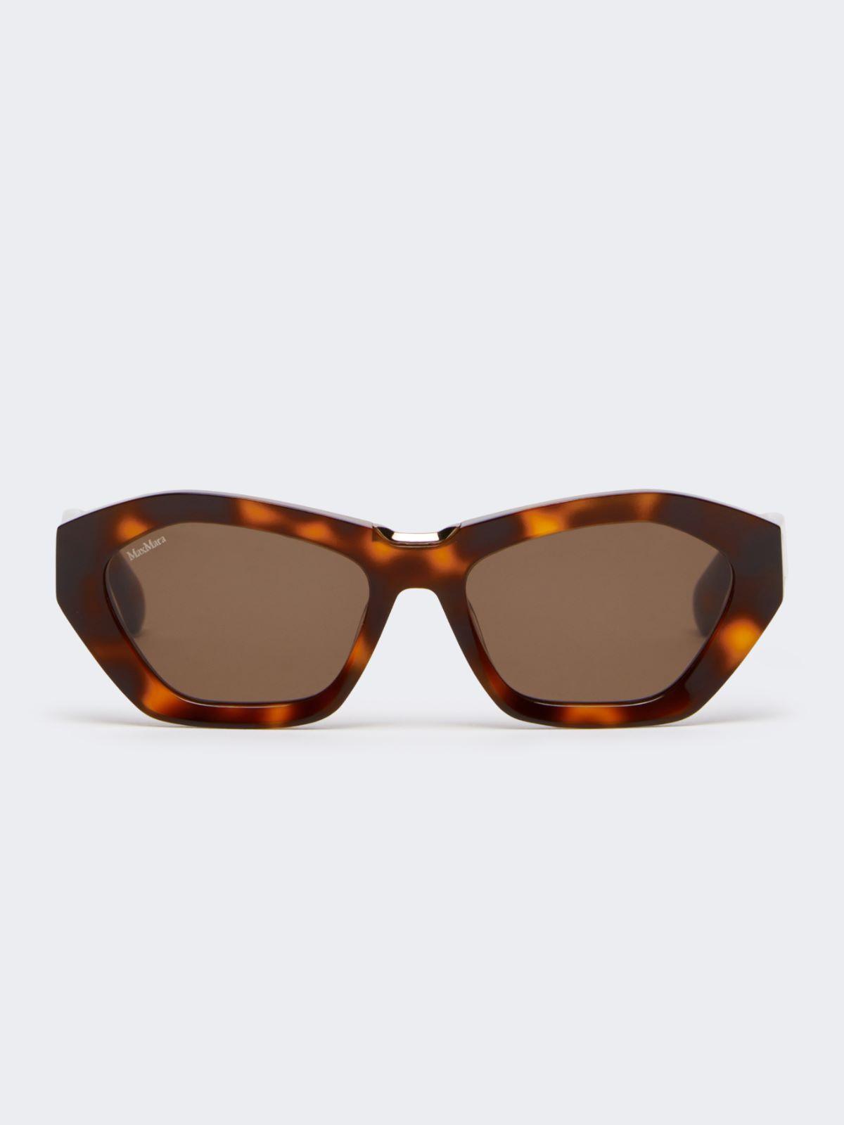Square bold sunglasses by MAX MARA
