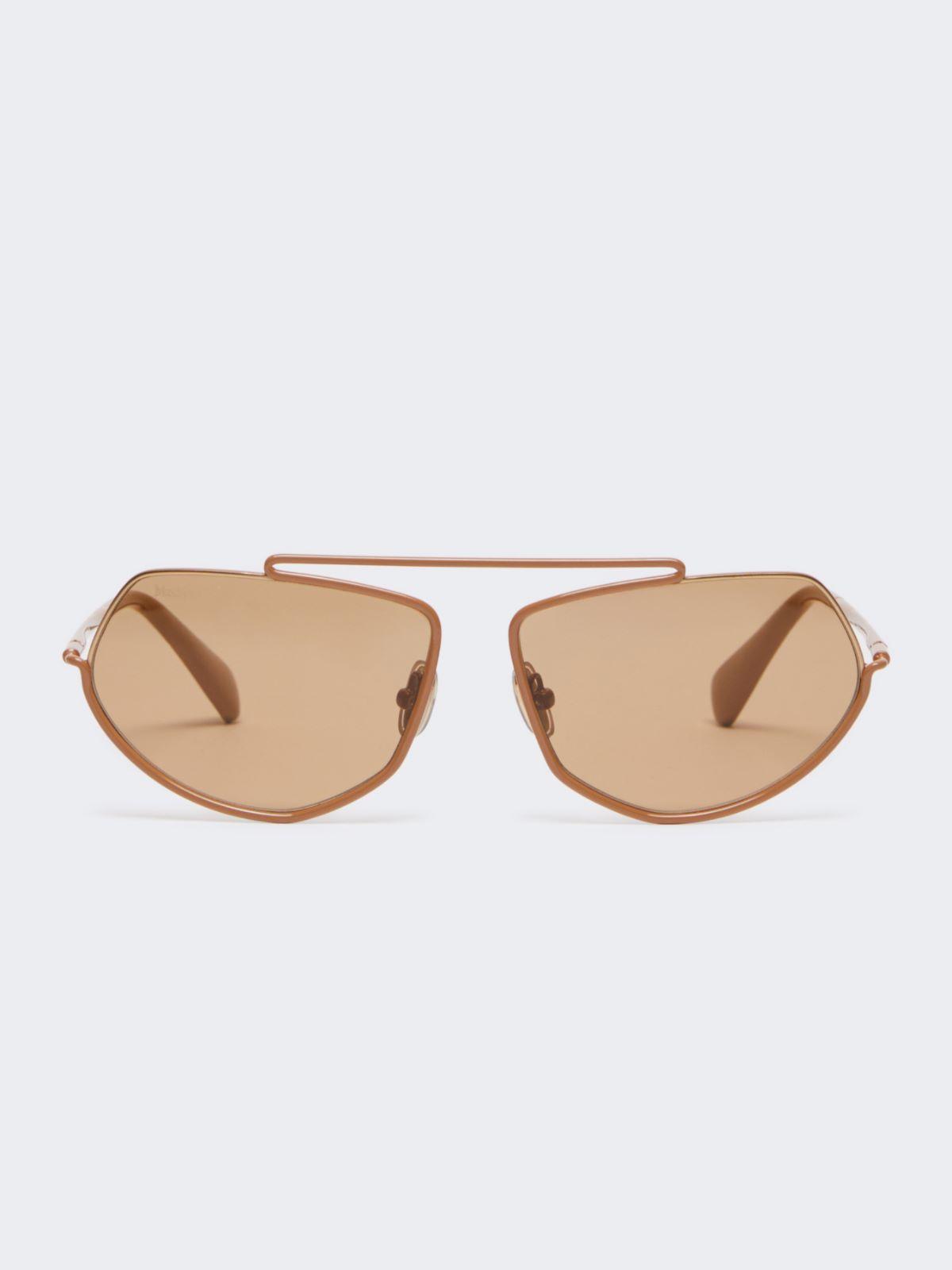 Square sunglasses by MAX MARA
