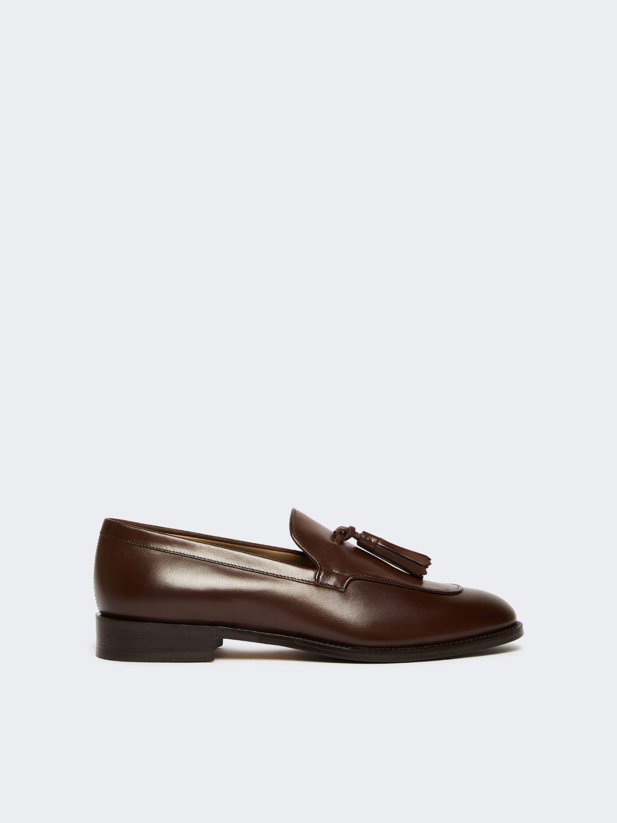 Tasselled leather loafers by MAX MARA