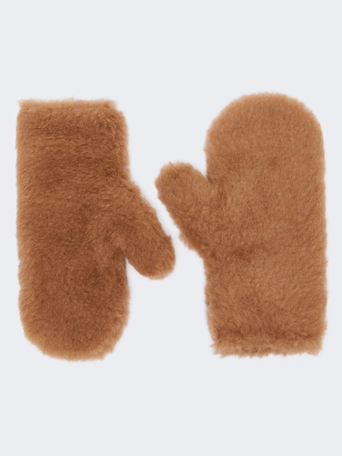 Teddy fabric mittens by MAX MARA