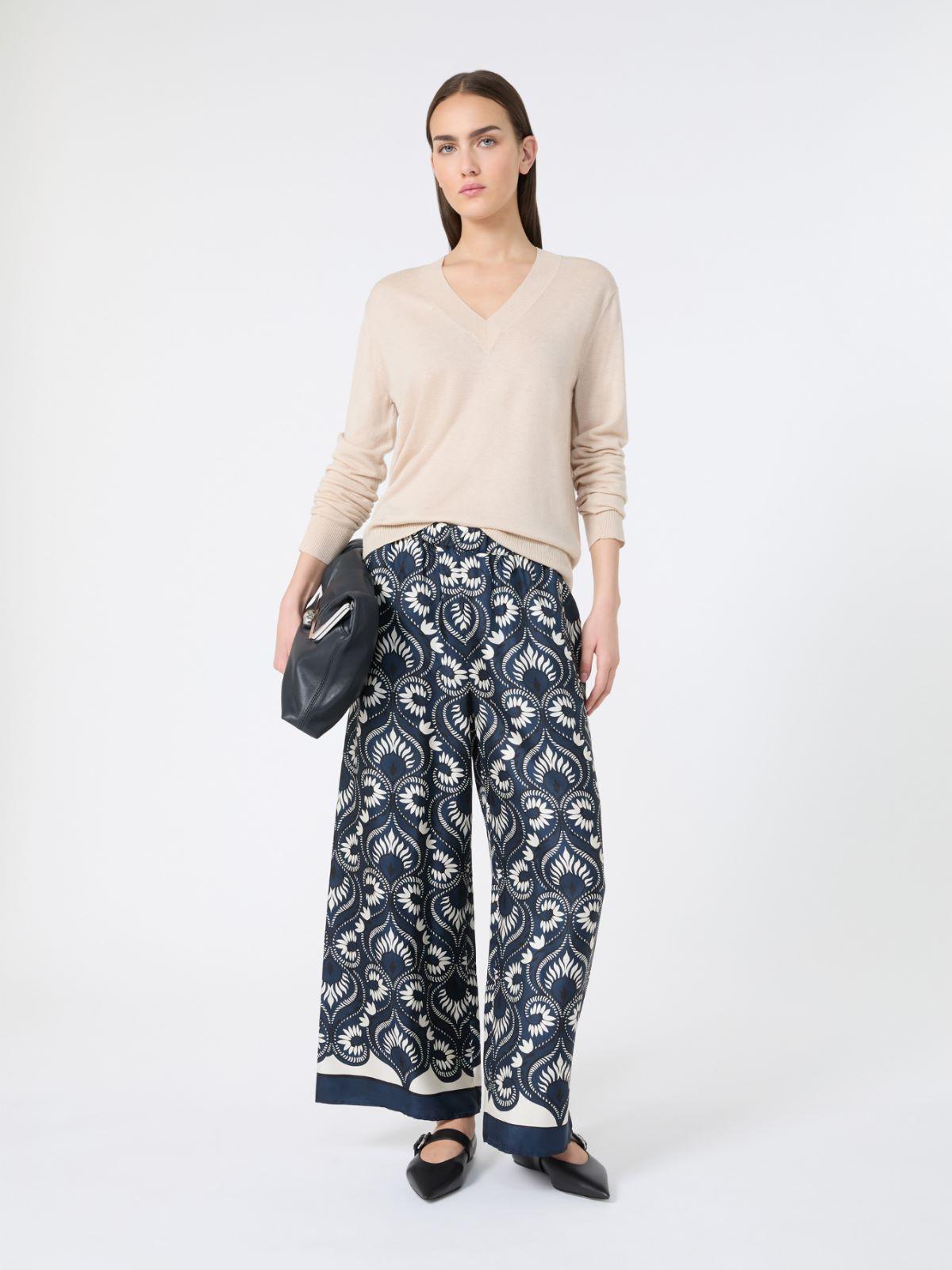 Wool and cashmere sweater by MAX MARA