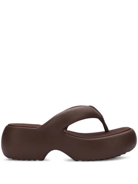 Free Fuzzy platform flip flops by MELISSA