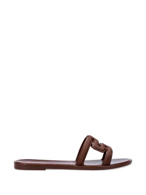 M slides by MELISSA