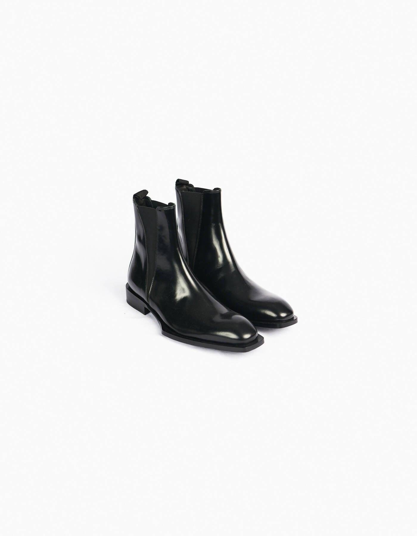 Chelsea Boots by MERCADER