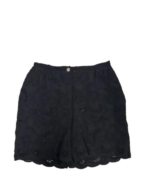 lace scalloped-hem shorts by MERCI