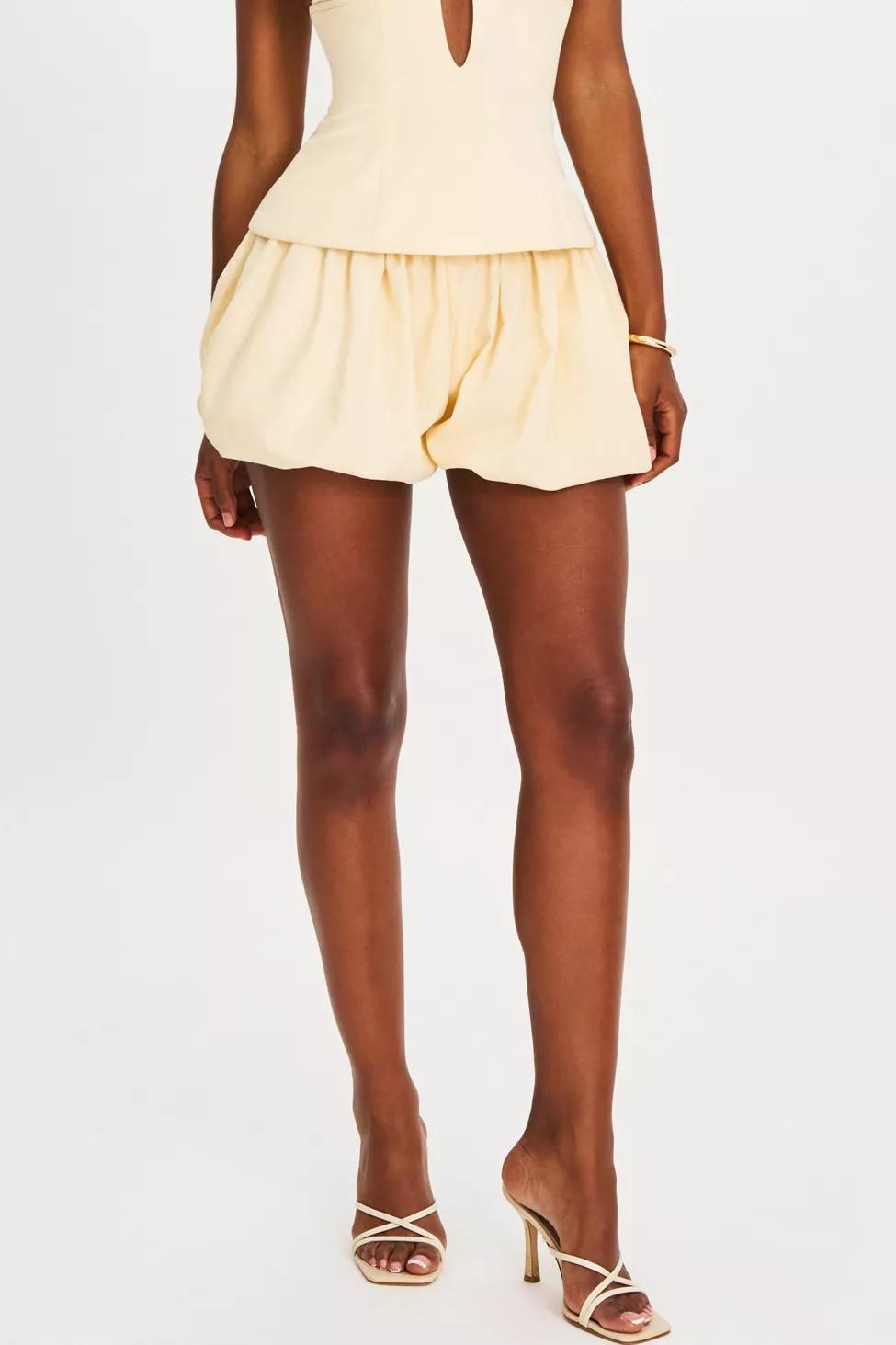 Miss Circle Quinzelle Linen Bubble Short by MISS CIRCLE