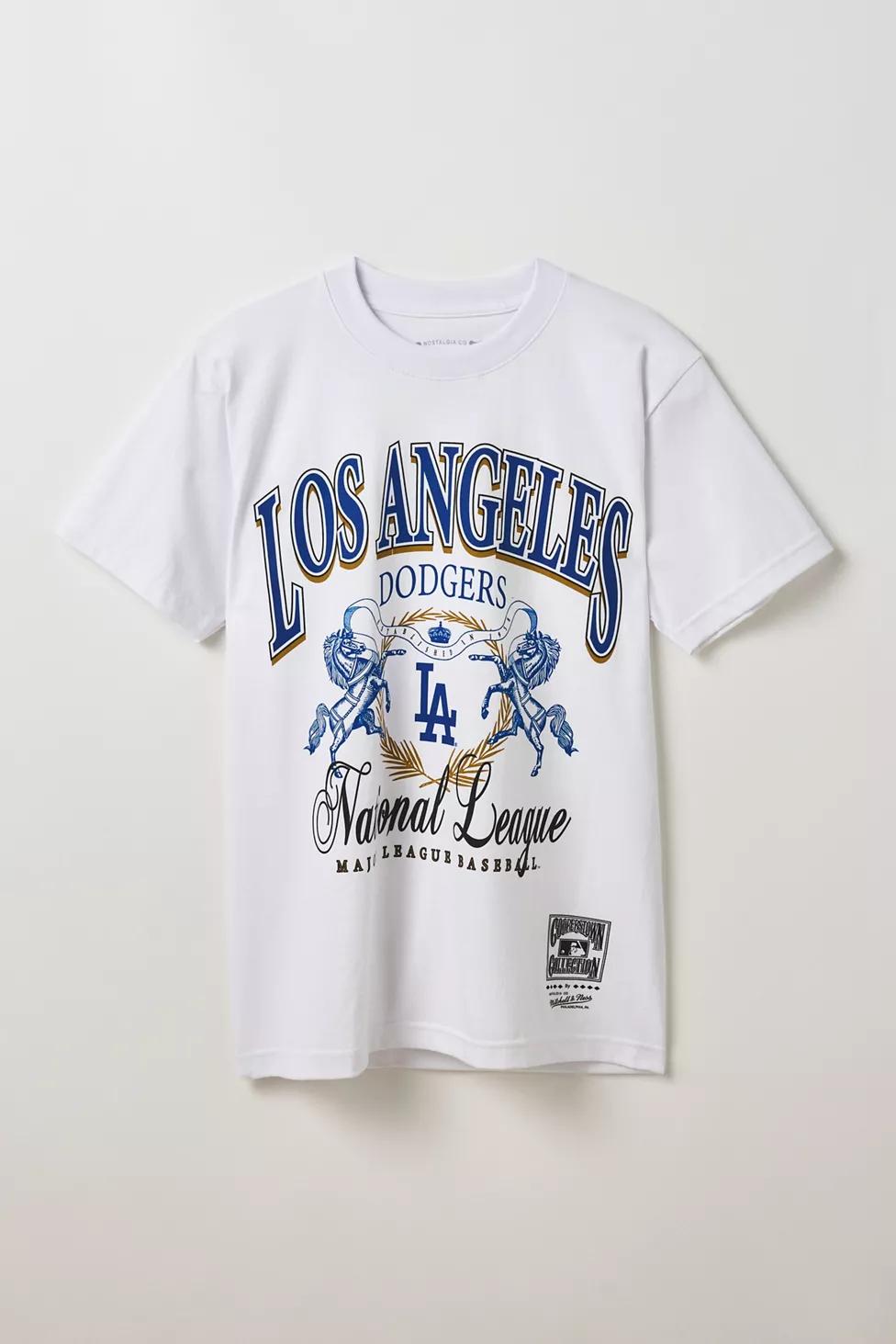 Mitchell & Ness MLB Team Logo Graphic Tee by MITCHELL&NESS