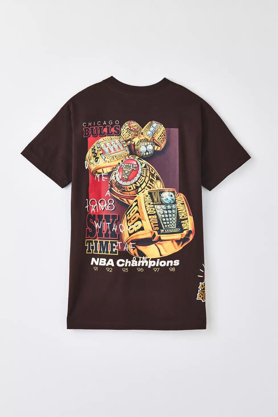 Mitchell & Ness NBA Chicago Bulls Dennis Rodman Graphic Tee by MITCHELL&NESS