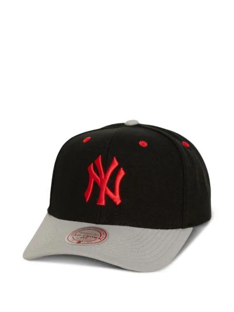 New York Yankees embroidered snapback cap by MITCHELL&NESS