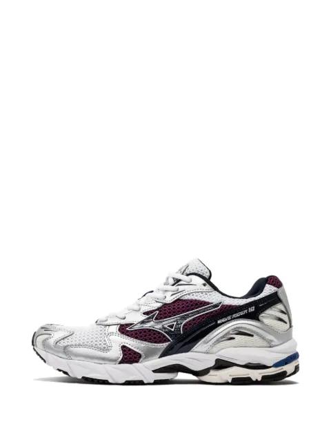 Wave Rider 10 sneakers by MIZUNO
