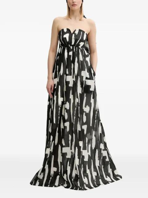sweetheart-neck gown by MMC STUDIO