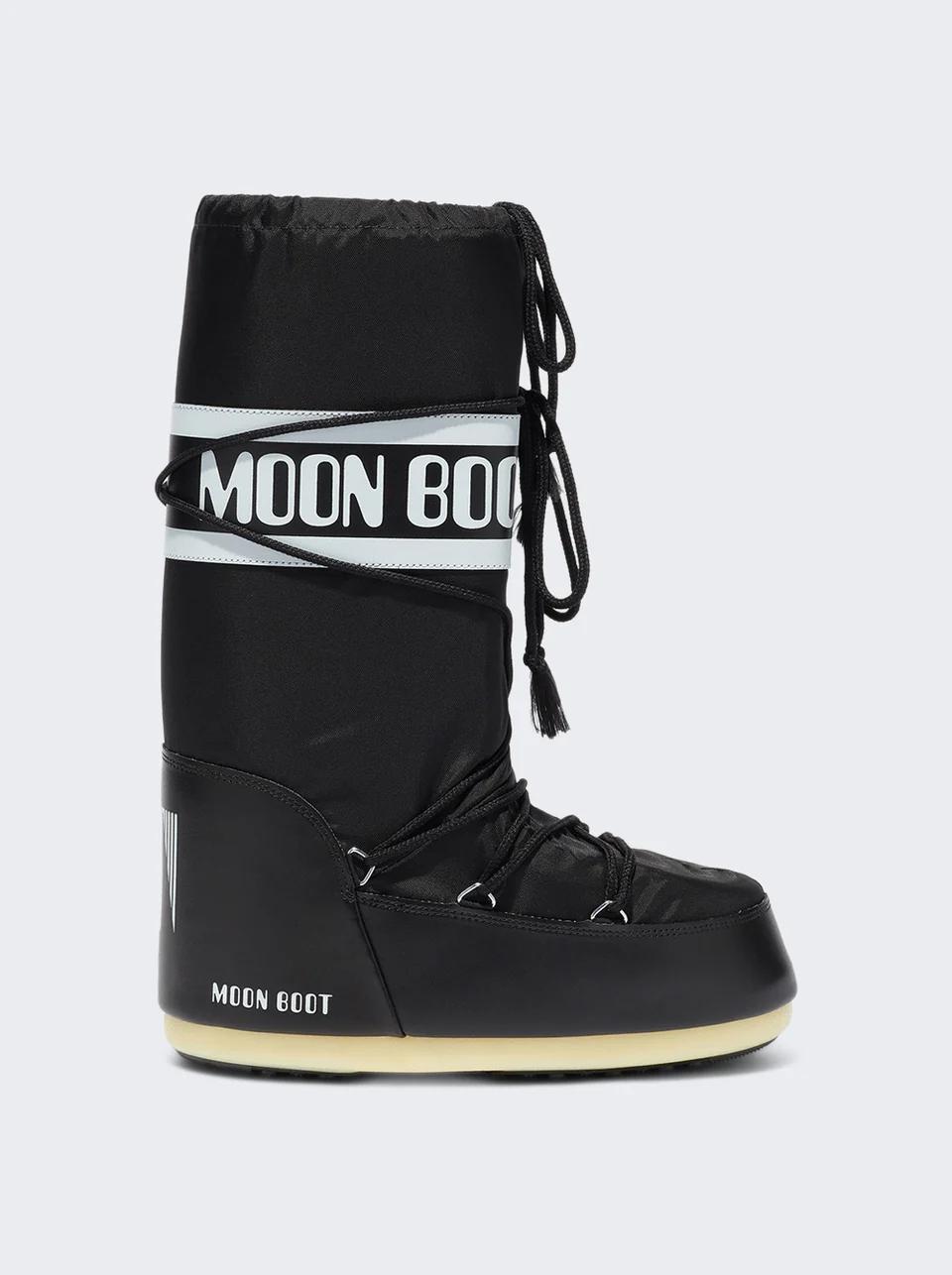Icon Nylon Boots Black by MOON BOOT