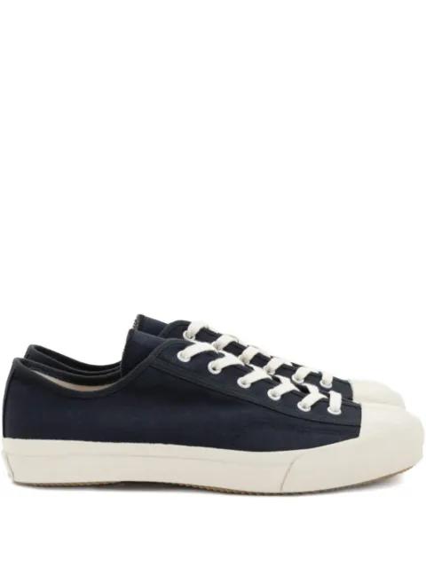 canvas low-top sneakers by MOONSTAR
