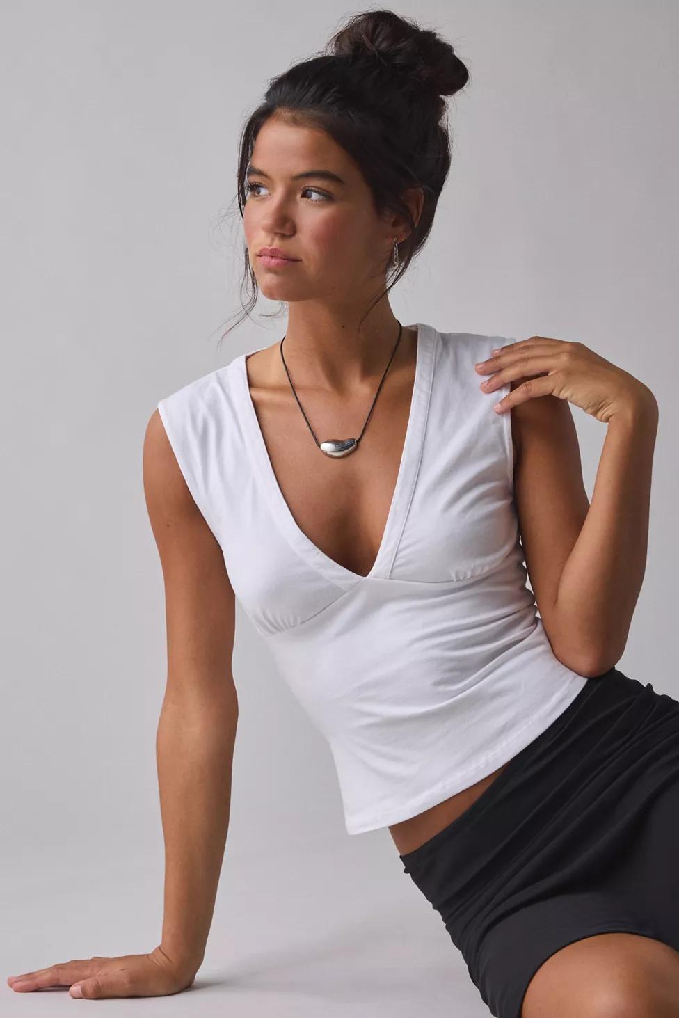 Motel Emberly Plunge Front Cropped Tank Top by MOTEL Motel Emberly Plunge Front Cropped Tank Top by MOTEL