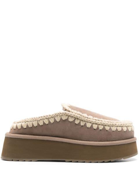 Bold slippers by MOU