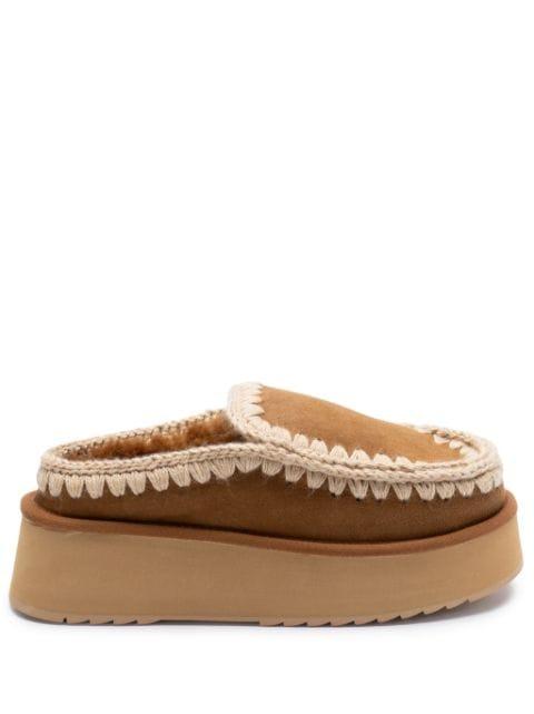 Bold slippers by MOU