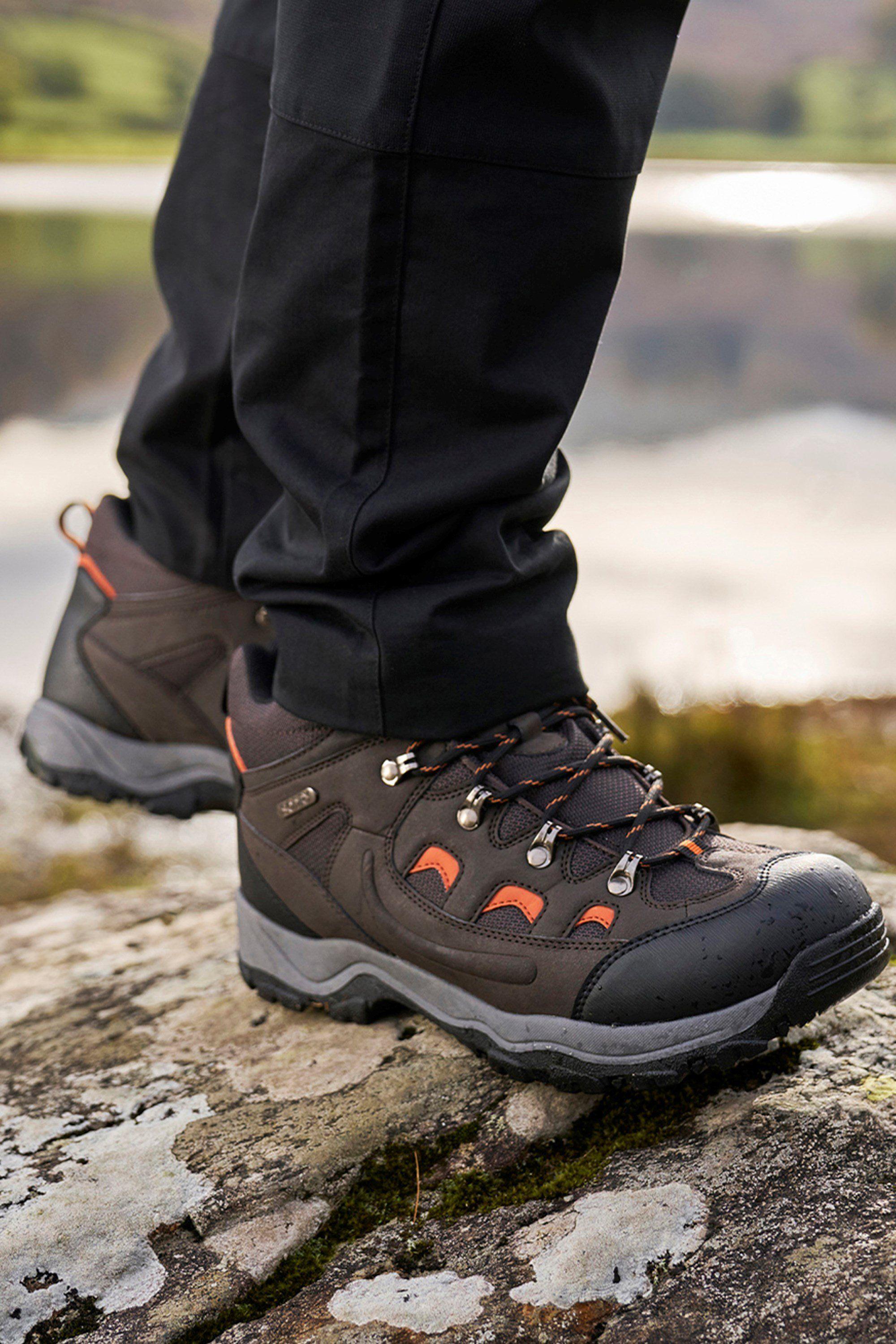 'Adventurer' IsoDry Waterproof Breathable Hiking Boots by MOUNTAIN WAREHOUSE