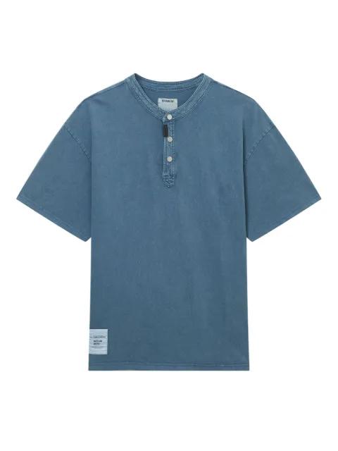 buttoned-collar denim T-shirt by MUSIUM DIV.