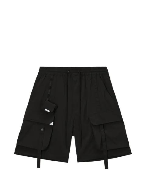 cargo-pocket shorts by MUSIUM DIV.