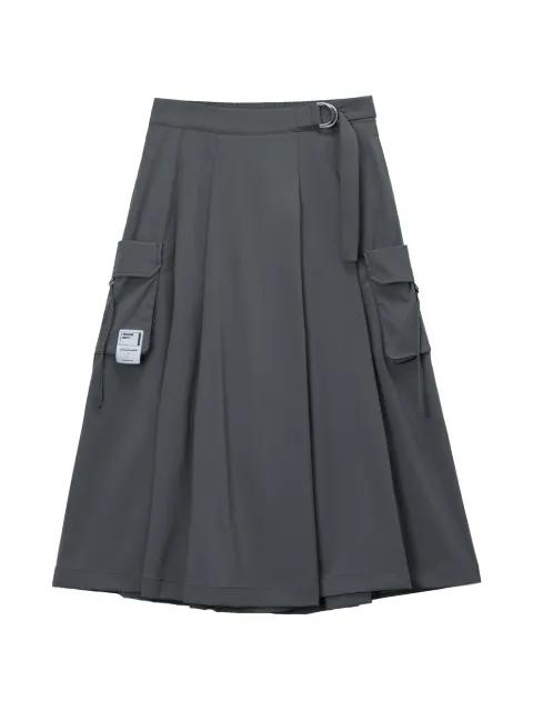 cargo-pocket trousers by MUSIUM DIV.