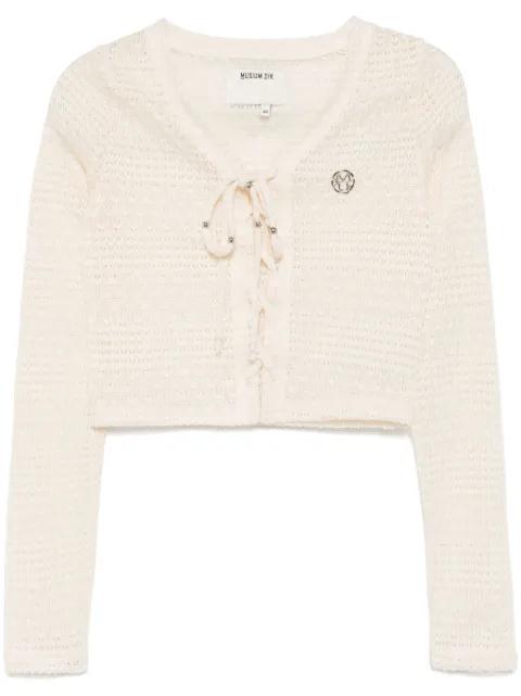 cropped top by MUSIUM DIV.