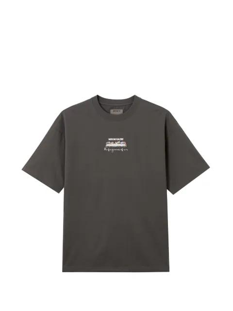 graphic T-shirt by MUSIUM DIV.