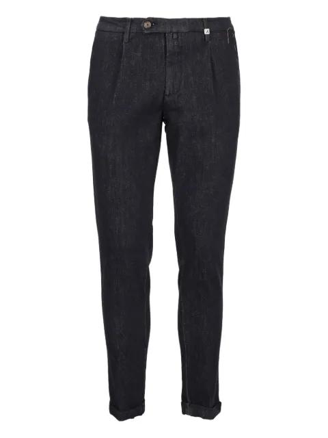 dart-detailing jeans by MYTHS