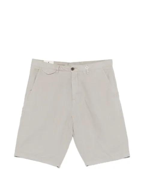 side-pockets linen shorts by MYTHS