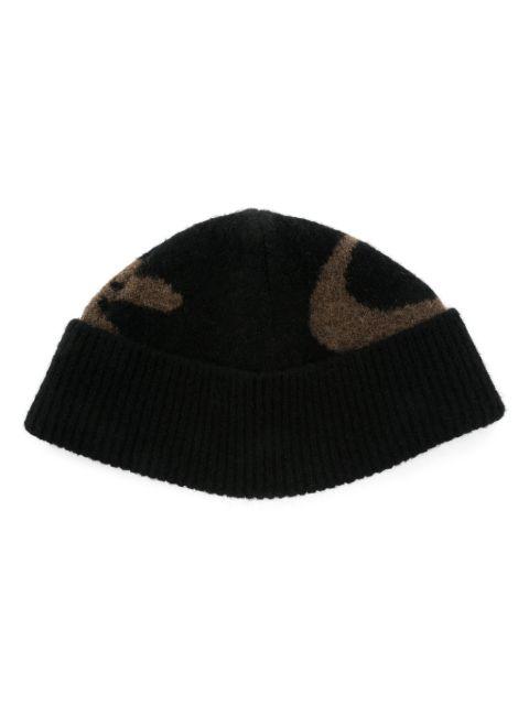 intarsia-motif beanie by NANUSHKA