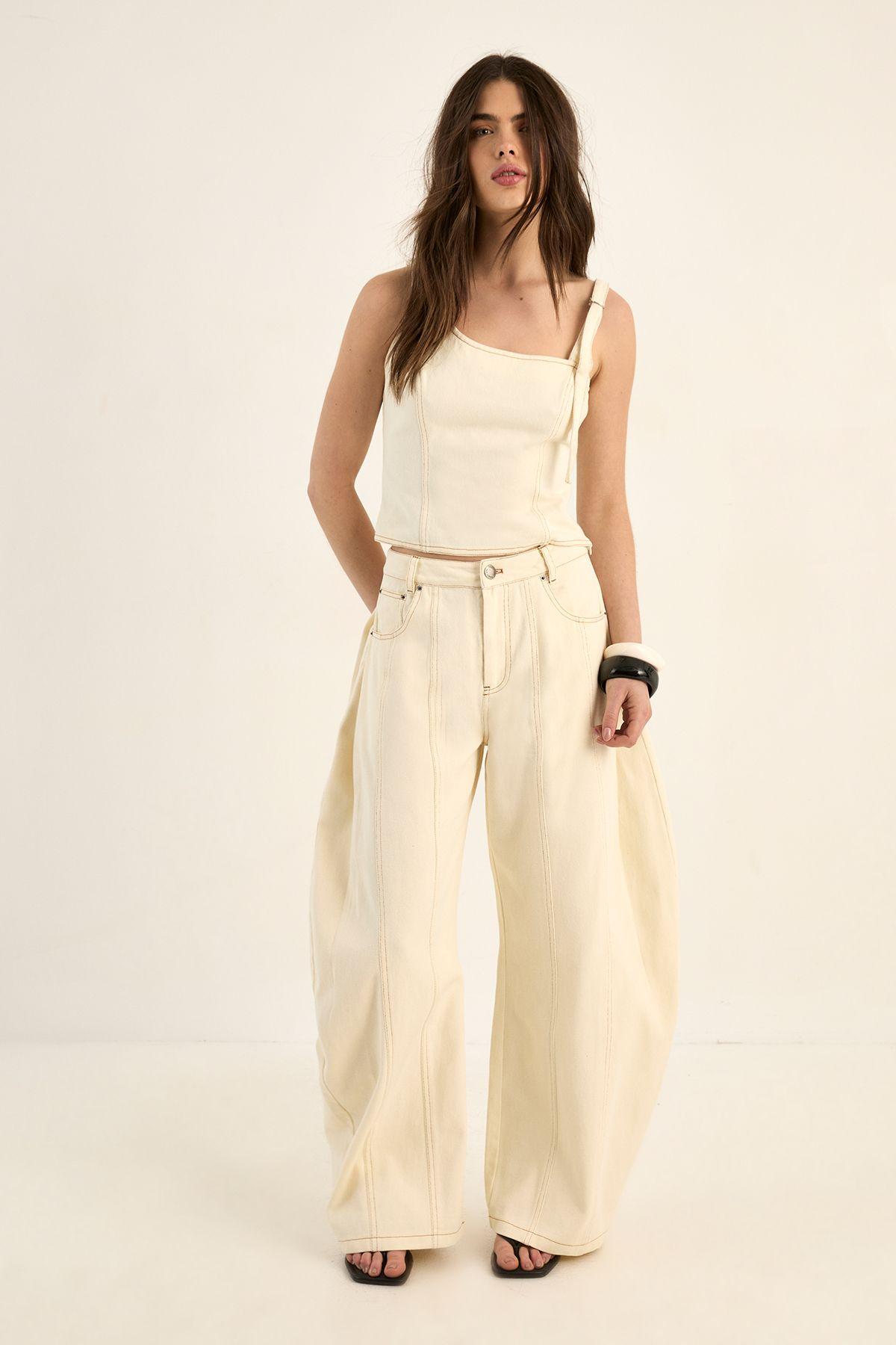 Seam Detail Balloon Leg Denim Jean by NASTYGAL