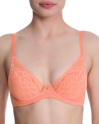 Flora Contour Underwire Bra by NATORI
