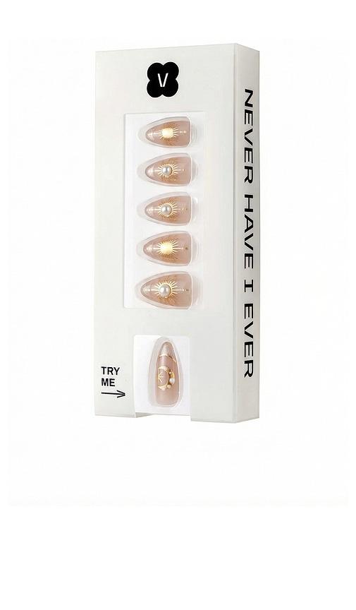 Never Have I Ever Wandering Stars Press-On Nails in Beauty by NEVER HAVE I EVER