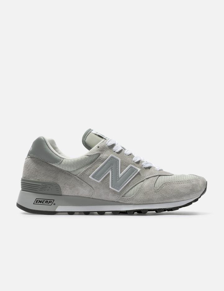 1300 by NEW BALANCE