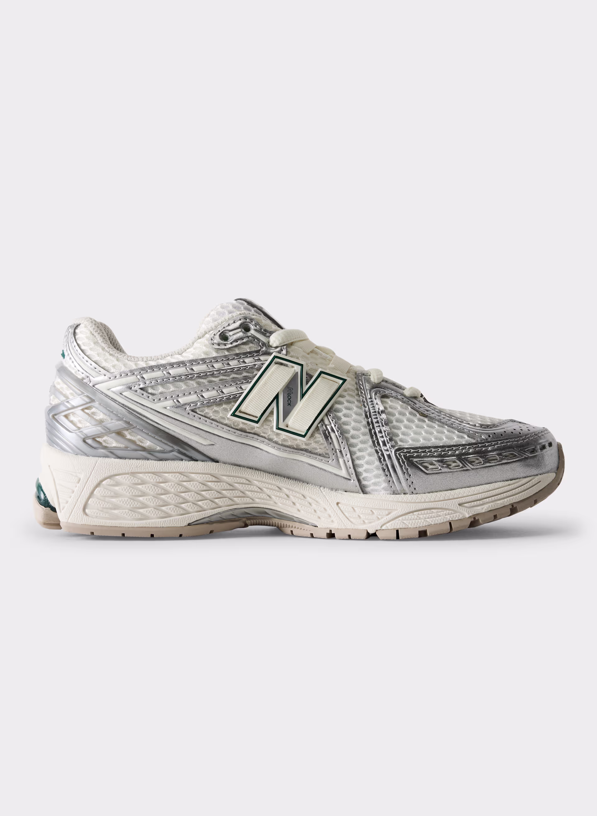 1906 by NEW BALANCE