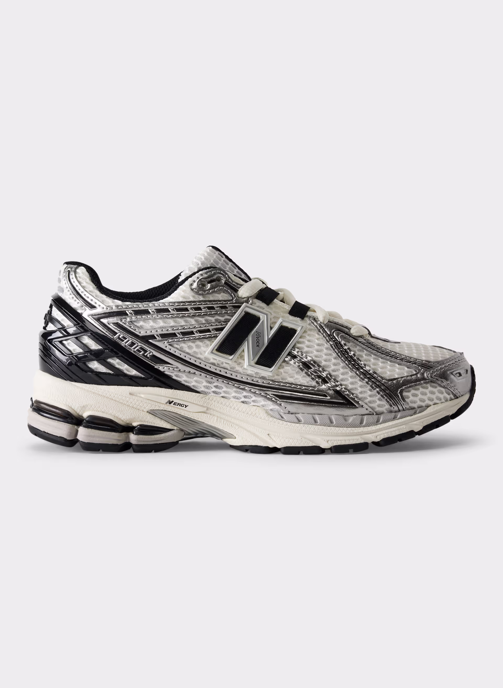 1906 by NEW BALANCE