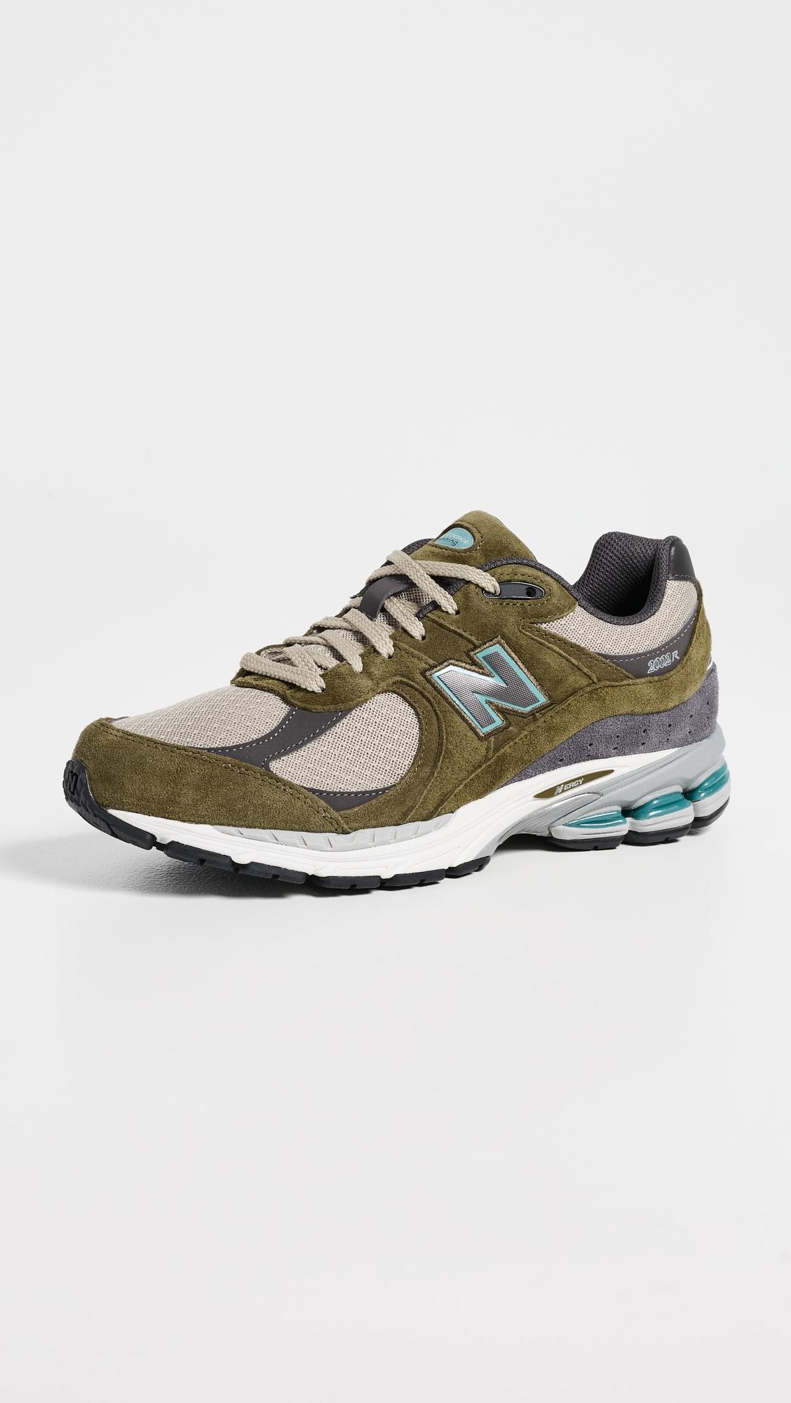 2002 Sneakers by NEW BALANCE